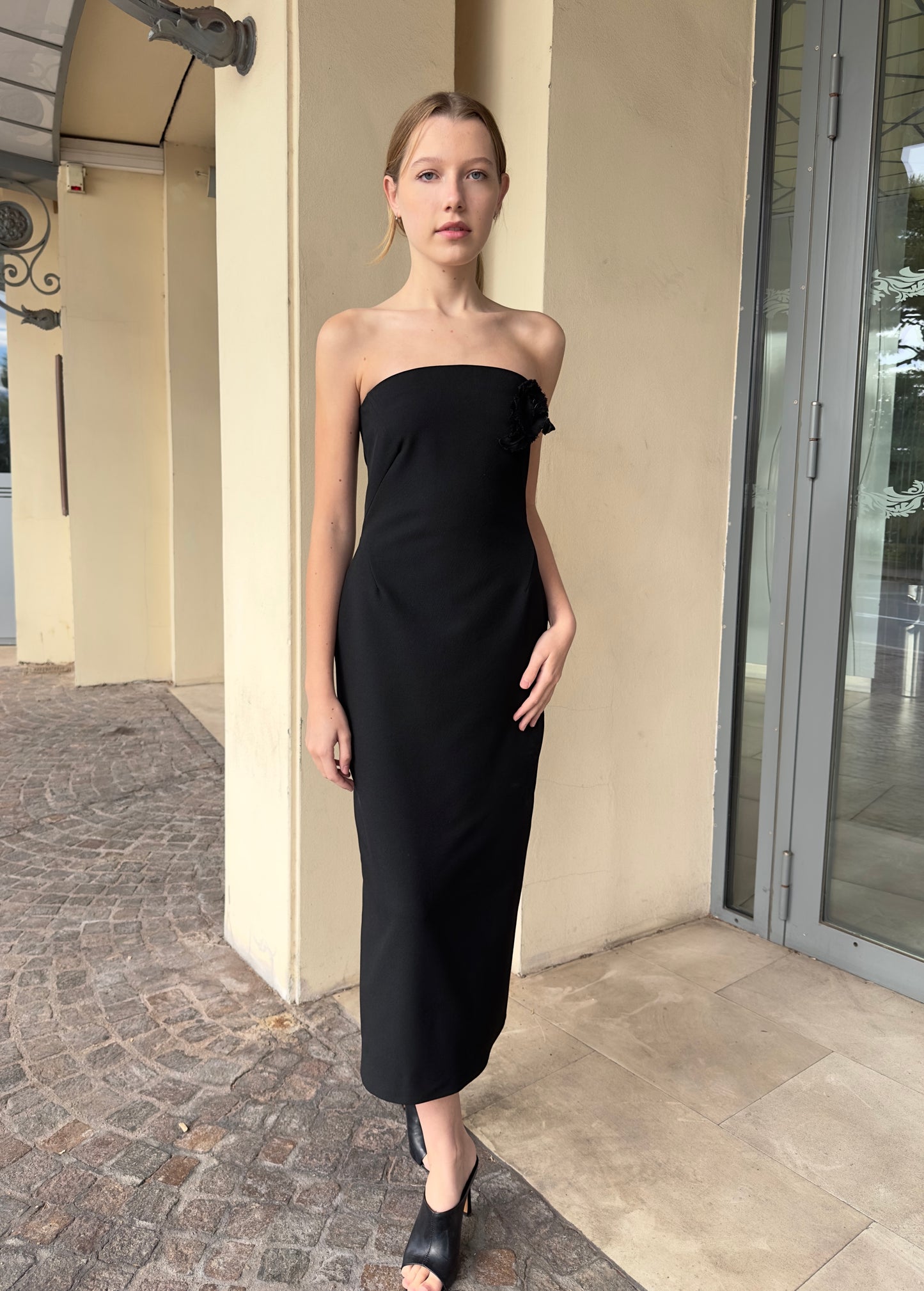 Robe Coralie avec une broche